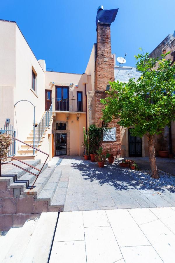 Vakalu-Piazza Duomo Charming Apartment Syracuse Exterior foto